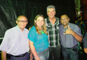 Ivan Leite prestigia festa de 46 anos da Rádio Esperança